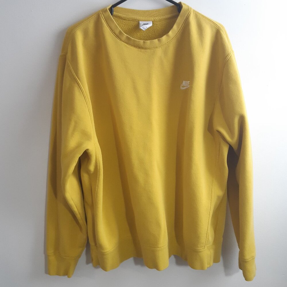 Nike Sportswear Mustard Yellow Crewneck Sweatshirt / Hoodies Size XL